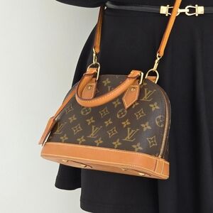 Louis Vuitton Alma BB Classic Monogram with Strap